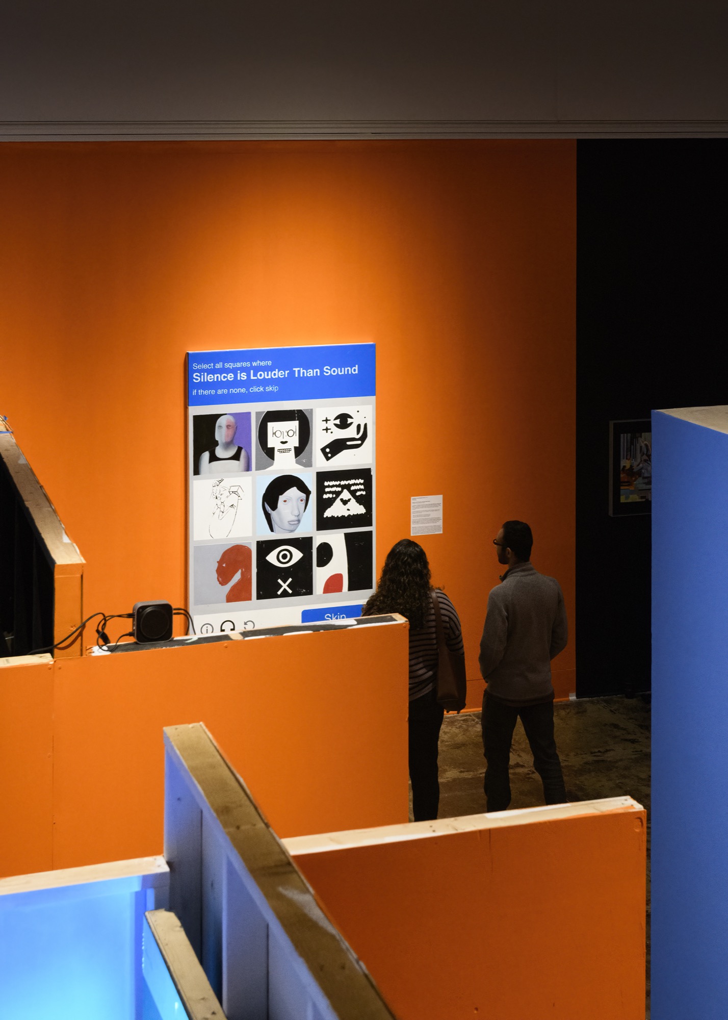 Extra/phenomenalities installation 6