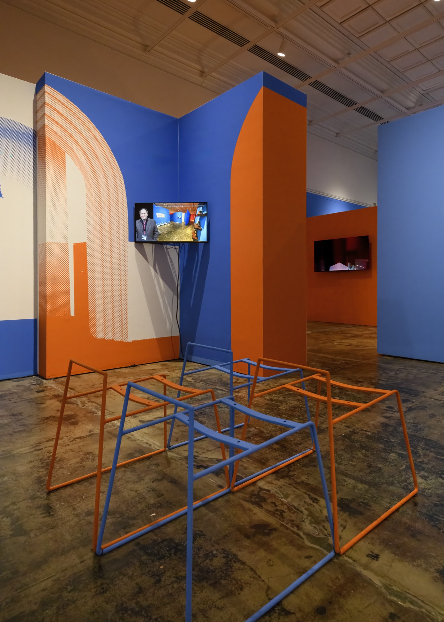 Extra/phenomenalities installation 25