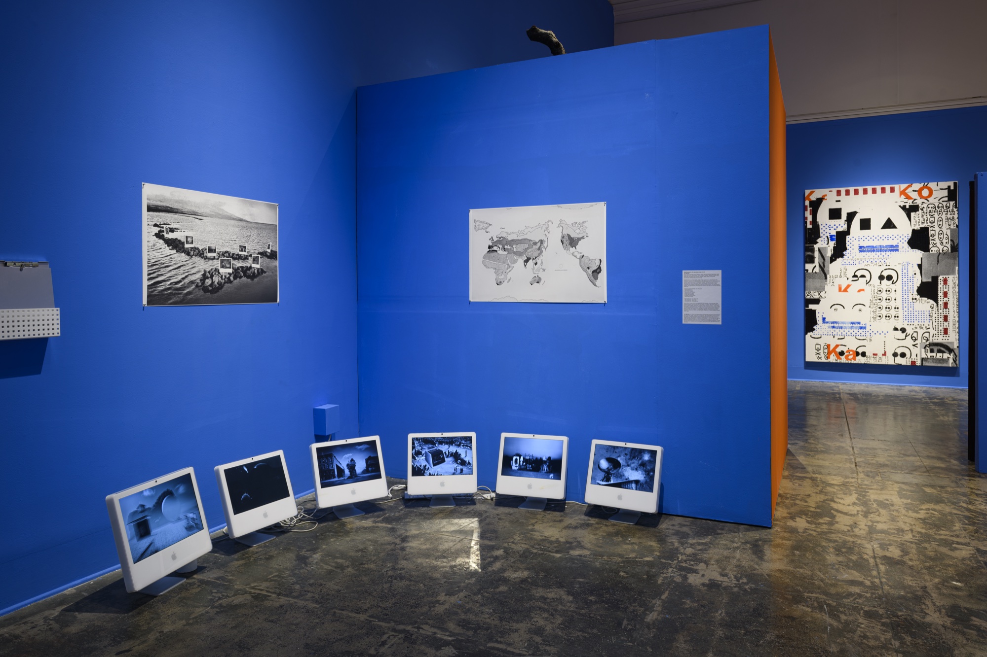Extra/phenomenalities installation 50